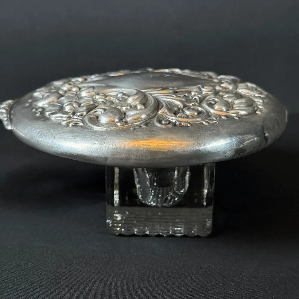 N/A this antique